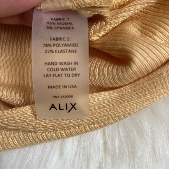 NWT ALIX NYC Purdy asymmetric ribbed stretch-modal jersey bodysuit size M - Picture 7 of 16